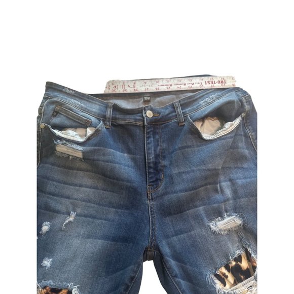 Judy Blue‎ Skinny Jeans 18W Distressed with Black, Gold and Tan Insets - Picture 5 of 8